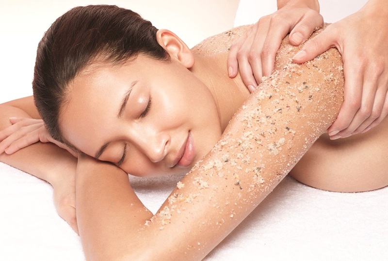 Cách làm tẩy da chết tại nhà an toàn với nguyên liệu thiên nhiên